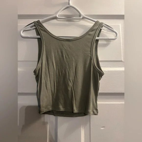 Aritzia Sunday Best Kara Tank - Picture 4 of 5